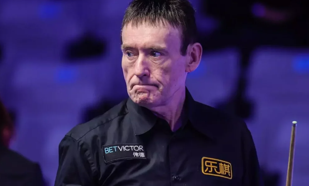 Veterans Jimmy White and Marco Fu Shine on Opening Day of 2025 English Open